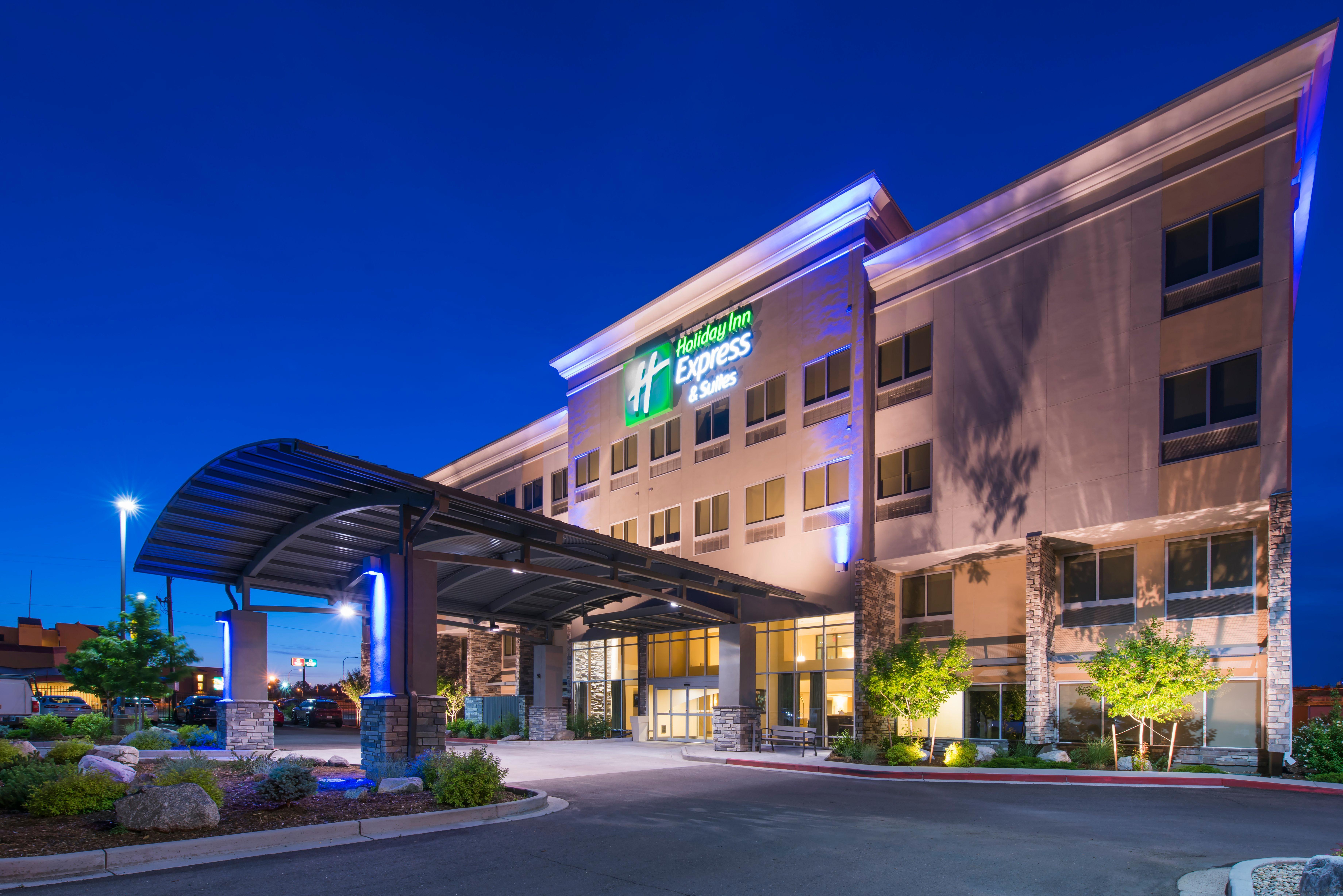 Holiday Inn Express & Suites Colorado Springs Central, An Ihg Hotel Exterior photo