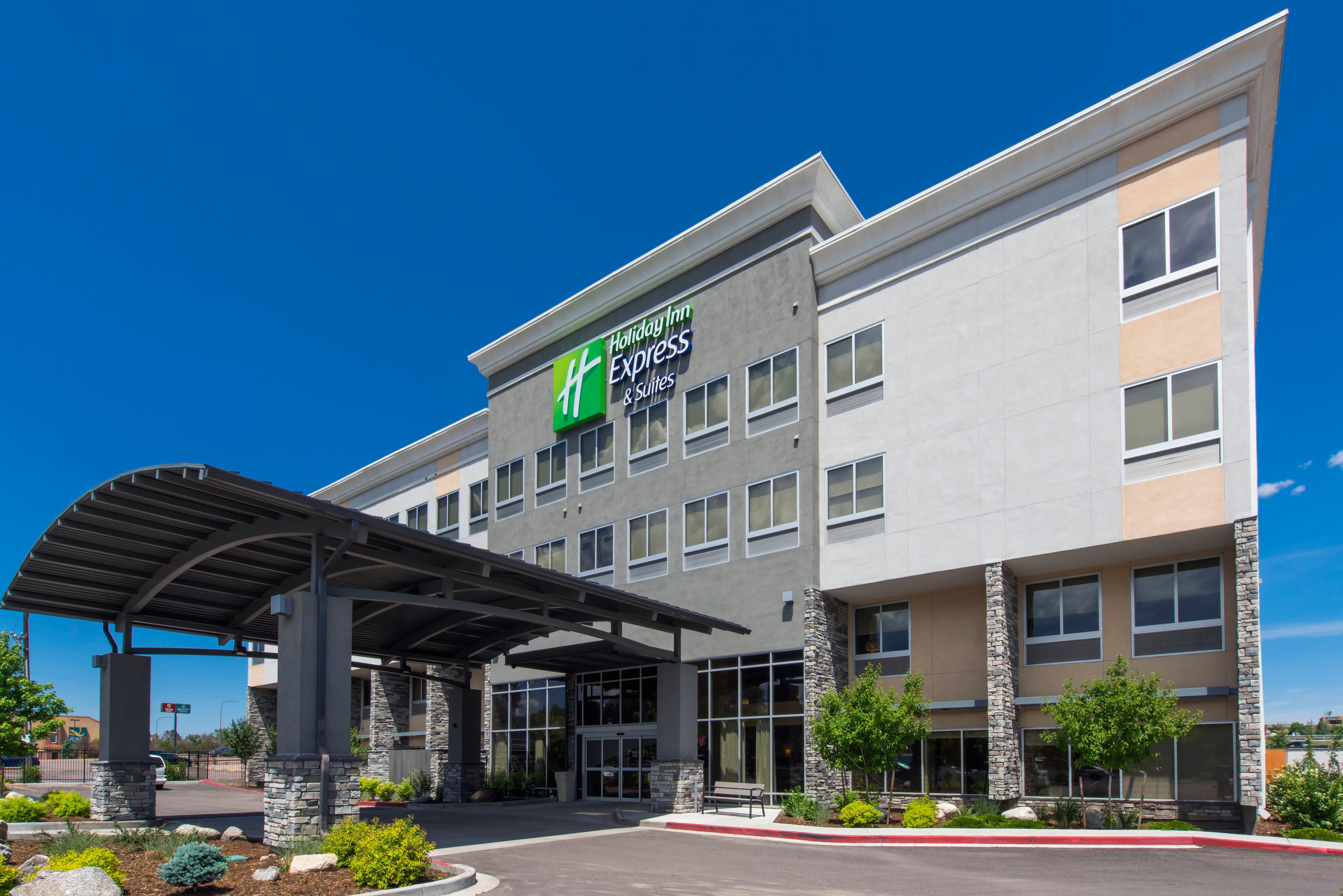 Holiday Inn Express & Suites Colorado Springs Central, An Ihg Hotel Exterior photo
